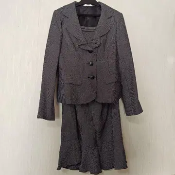 니센 수트 스커트 타이트 플레어 블랙 화이트