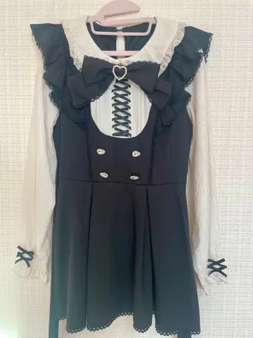 리즈리사 프릴 스핀들 셋업