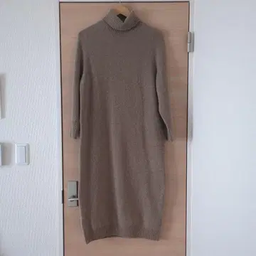 UNITED ARROWS UWSC 터틀넥 니트 원피스