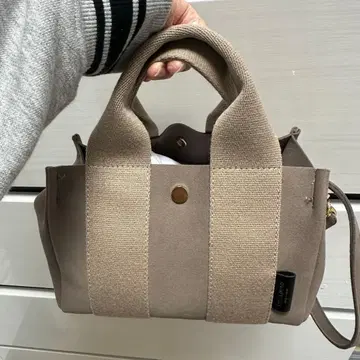 비올라돌로 숄더백