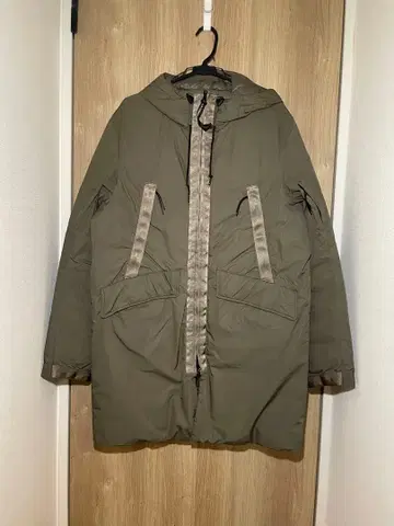 C.P. COMPANY 다운 코트 48 MICRO-M / 내수 방풍
