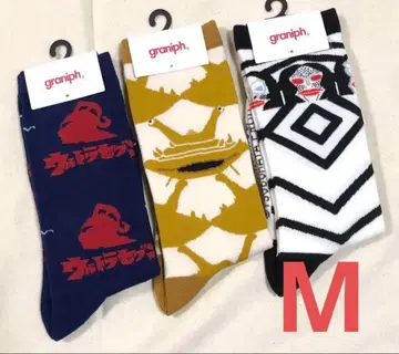 그라니프 M 사이즈 울트라맨 양말 3족 세트