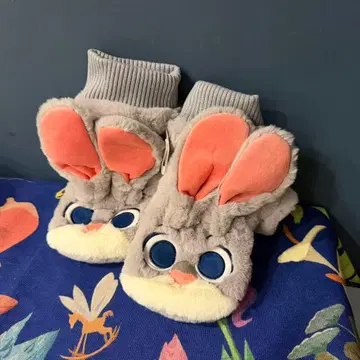 상하이 디즈니랜드 정품 주토피아 주디 장갑