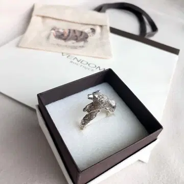 VENDOME BOUTIQUE 신린 늑대 반지 삿포로 동물원 실버
