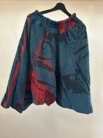 tamaki nieme [ 타마키니이메 ] 배기 스타일 울 팬츠 팬츠