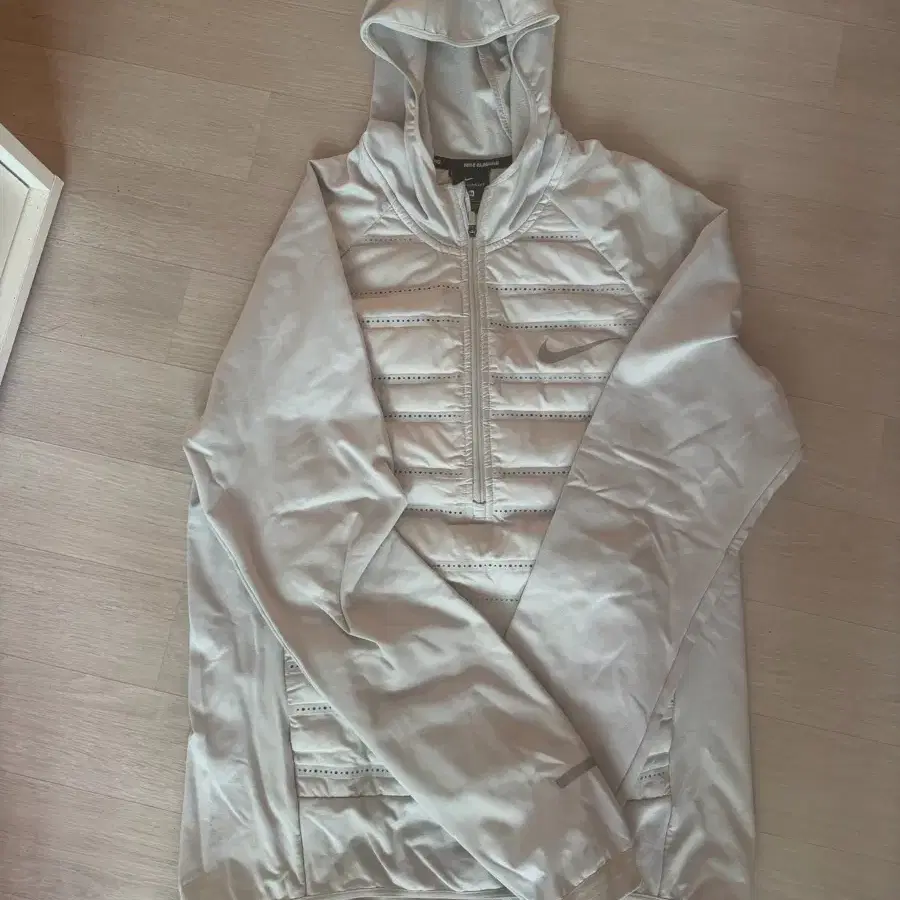 nike aeroloft long sleeve