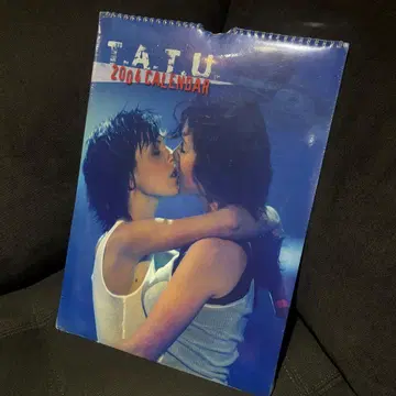 [ 초레어/미개봉 새상품 ] t.A.T.u. 2004년 공식 달력 Y2K