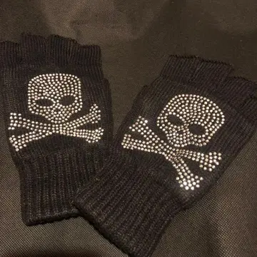 스컬 큐빅 장갑 ROCK ROAR ROEN 디즈니