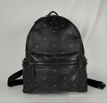 MCM 스터드 장식 블랙 백팩 지뢰