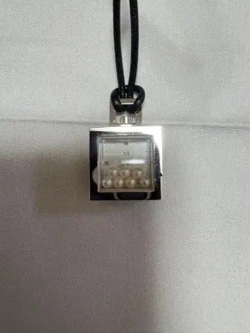 미키모토 펜던트 워치 실버