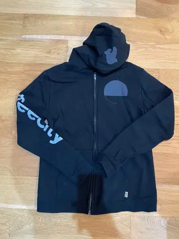 FREE CITY 블랙 후드티 사이즈 2 론 헤르만 프리시티