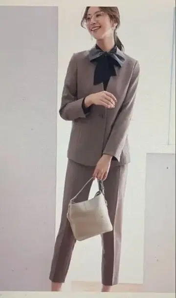 루일 에 부티크 브라운 수트 셋업 M 사이즈