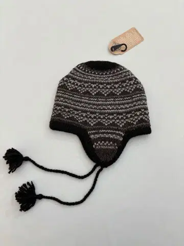 ARTESANIA 알파카 100% 이어 플랩 햇 블랙 방한