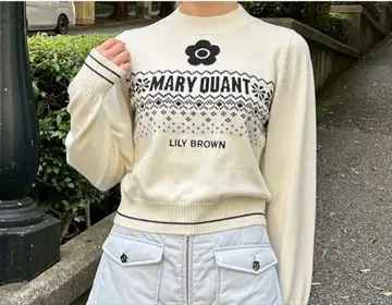 [ LILY BROWN x MARY QUANT ] 자카드 로고 니트탑