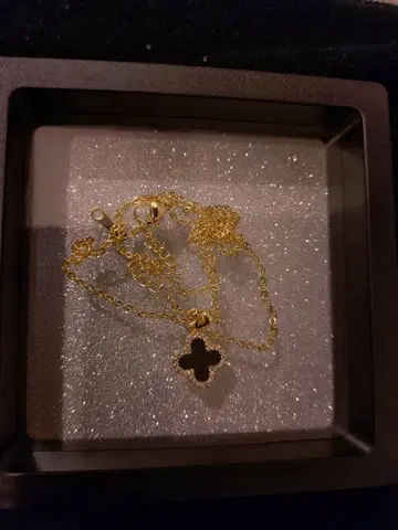 화려한 골드 클로버형 목걸이