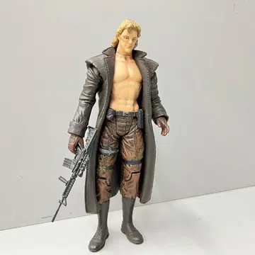 리퀴드 스네이크 맥팔렌 토이즈 메탈 기어 솔리드