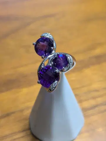 자수정 반지 3석 디자인