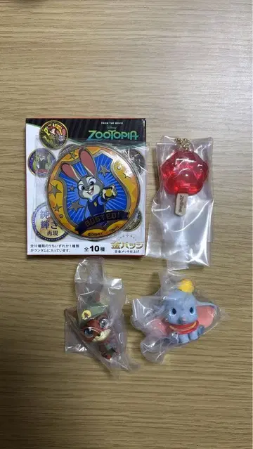 주토피아 아이스캔디 참 기다림 닉 금 배지 주디