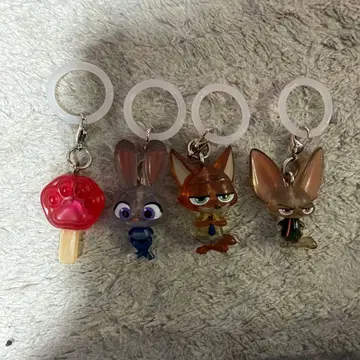 주토피아 메지루시 액세서리 4개 세트