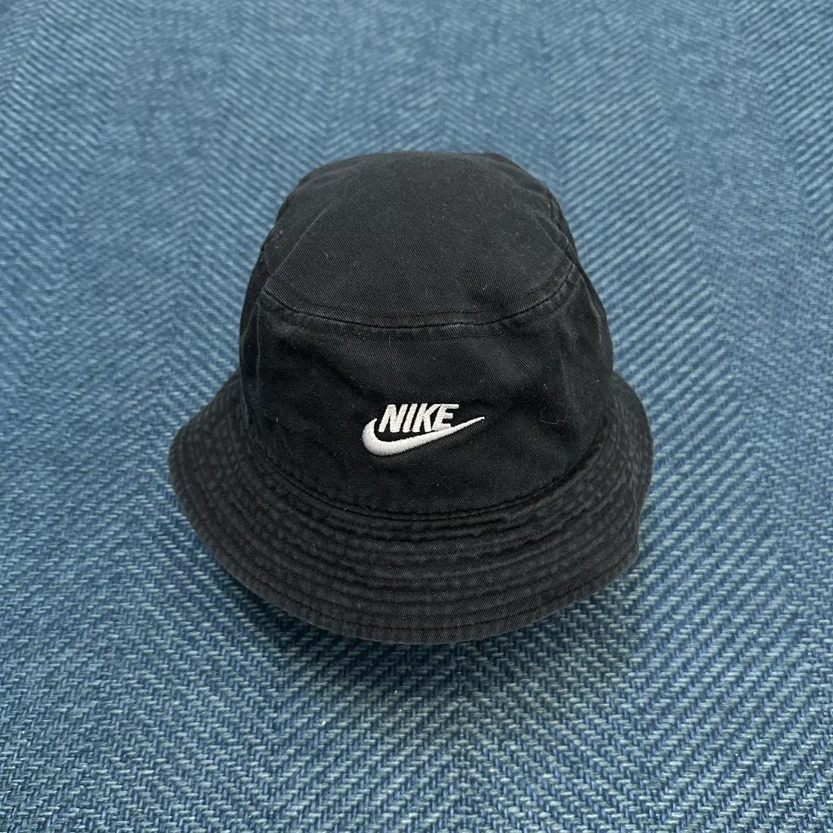 xxl nike bucket hat