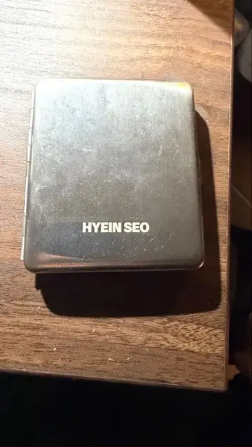 HYEIN SEO 틴케이스