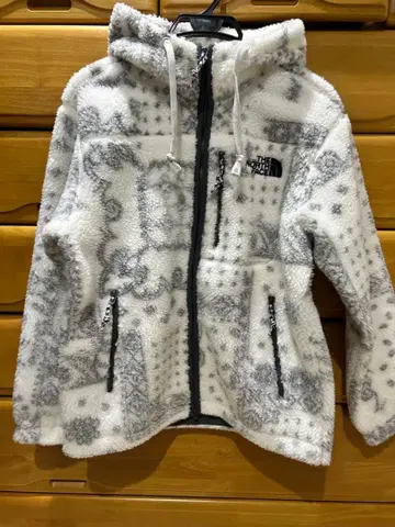 THE NORTH FACE 보아 자켓 페이즐리 반다나 M