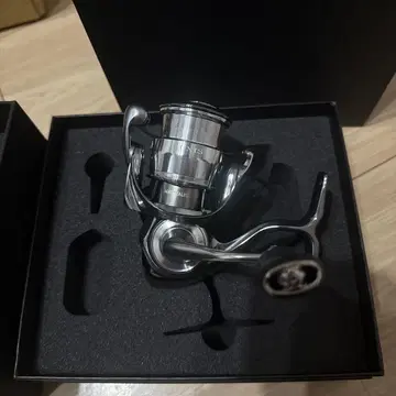 DAIWA LT2000S-H 스피닝 릴