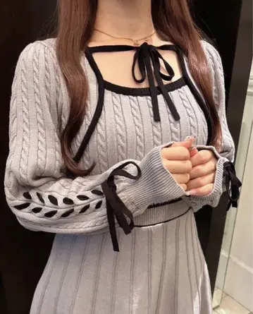 evelyn 에블린 바이컬러 플레어 OP BK