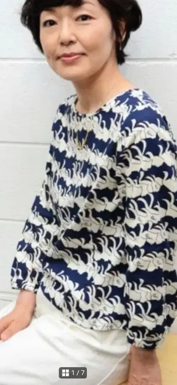 샐리 스콧 블라우스 스완 프린트 올 패턴 고바야시 사토미 착용