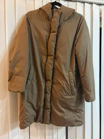 주말 가격 인하! 무인양품 후드 부착 롱 다운 자켓