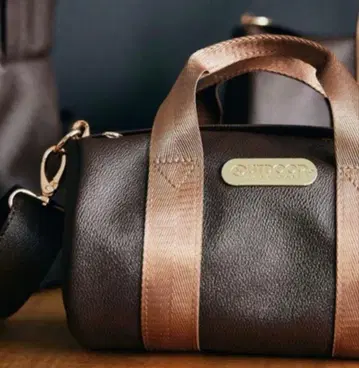 아웃도어 에디피스 별주 미니 롤 보스턴 숄더 백 브라운