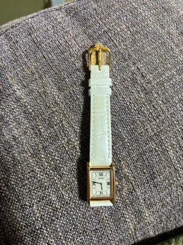 SEIKO 나노 유니버스 솔라 손목시계