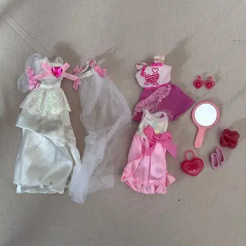 리카짱 인형용 옷 갈아입기 세트