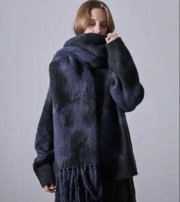 CLEL 모헤어 블렌드 샤기 디자인 대형 머플러 블루