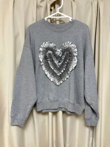 poppy 포피 튤하트 맨투맨 (그레이)