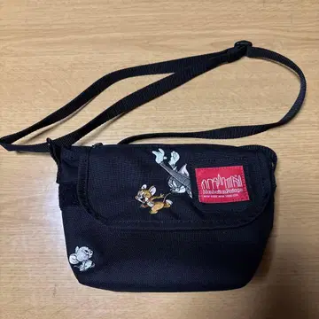 톰과 제리 자수 숄더백 블랙