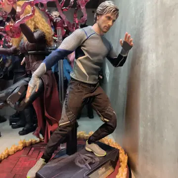 어벤져스 에이지 오브 울트론 핫토이즈 퀵실버