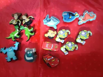 디즈니 픽사 지비츠 묶음 판매 레어 crocs