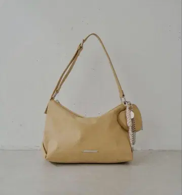 Chico 참 포함 미디엄 백 베이지