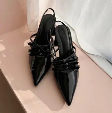 one after another NICE CLAUP