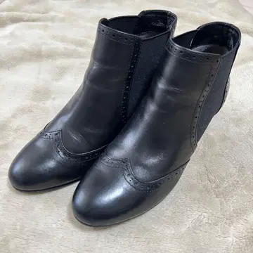 잉그 블랙 숏부츠 가죽 23.5cm