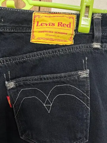 Levi's Red 다크 블루 스트레이트 청바지