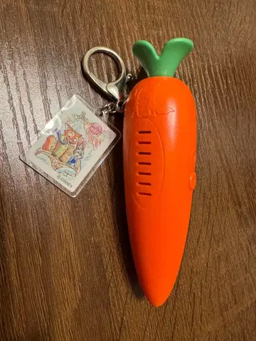 주토피아 녹음 기능 탑재 당근 모양 키링 스위치 포함