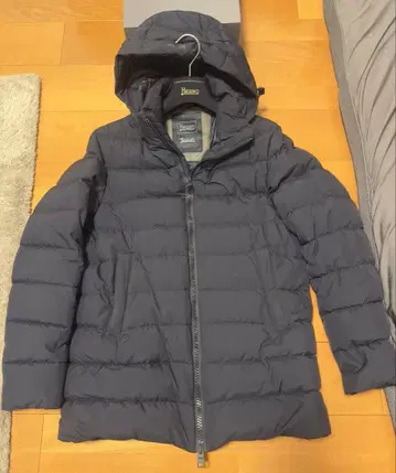 Herno 네이비 다운 자켓