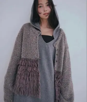 andequal 프링지디자인 그리터 니트