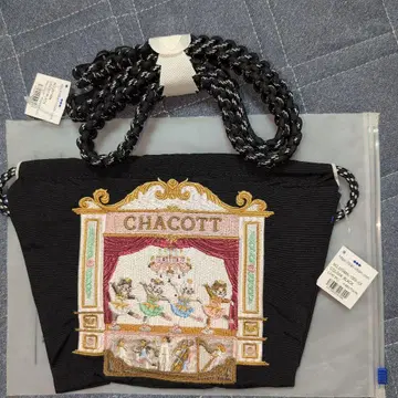 CHACOTT 고양이 발레리나 자수 파우치 블랙 스트랩 포함