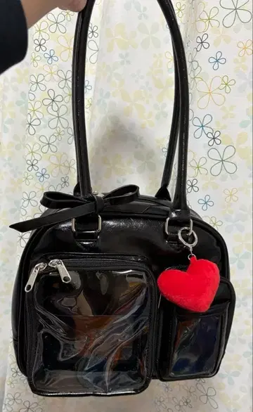 반짝이는 솜털 인형 굿즈 보스턴 백 블랙 WEGO