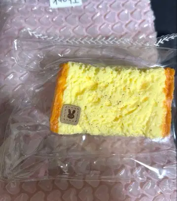 [미사용 새상품] 인기 kikisquishy 밀크 캔디 진흙 느낌 빵