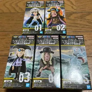 원피스 월드 컬렉션 로 VS 검은 수염 해적단 피규어