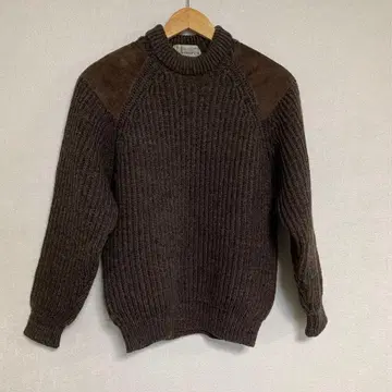 Black sheep 엘르 엘보 패치 남성용 스웨터